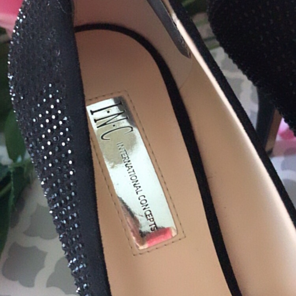 High heels - Picture 3 of 5